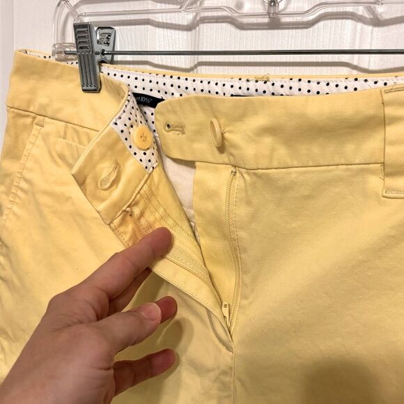 Talbots | Women’s Casual  Butter Yellow Stretch 10.5” Bermuda Shorts Size 8 - Picture 5 of 13